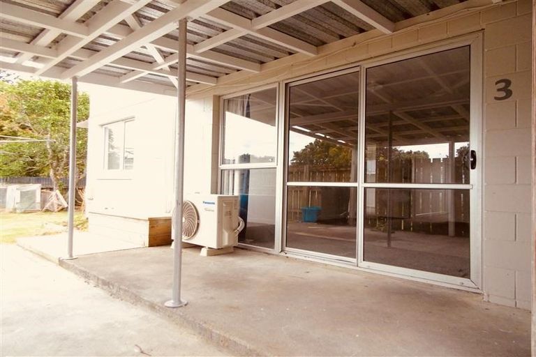 Photo of property in 71 Govett Avenue, Frankleigh Park, New Plymouth, 4310