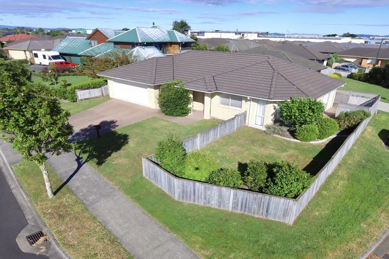 Photo of property in 21 Parkside Drive, Huntington, Hamilton, 3210