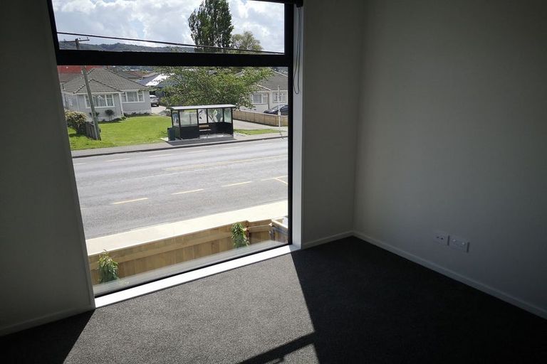 Photo of property in 2/26 Fitzherbert Road, Wainuiomata, Lower Hutt, 5014