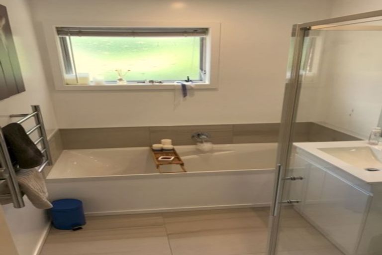 Photo of property in 3 Ayton Drive, Whitby, Porirua, 5024