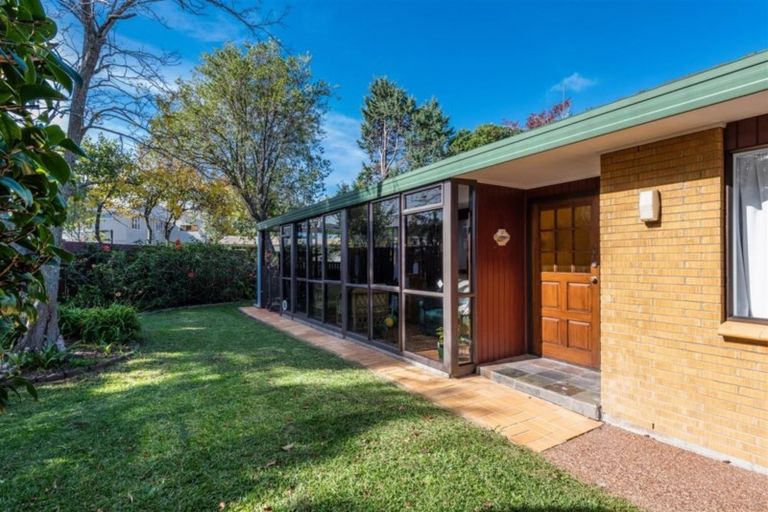 Photo of property in 5/153a Te Atatu Road, Te Atatu South, Auckland, 0610