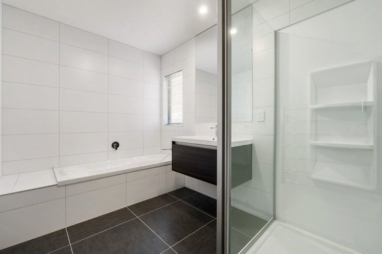 Photo of property in 178 Park Estate Road, Rosehill, Papakura, 2113