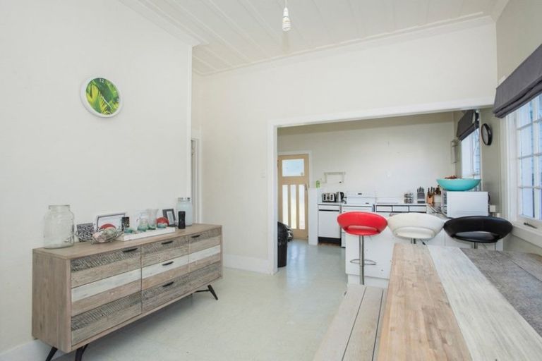 Photo of property in 225 Harris Street, Inner Kaiti, Gisborne, 4010