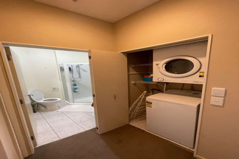 Photo of property in Stadium Garden Flats, 506/107 Thorndon Quay, Pipitea, Wellington, 6011