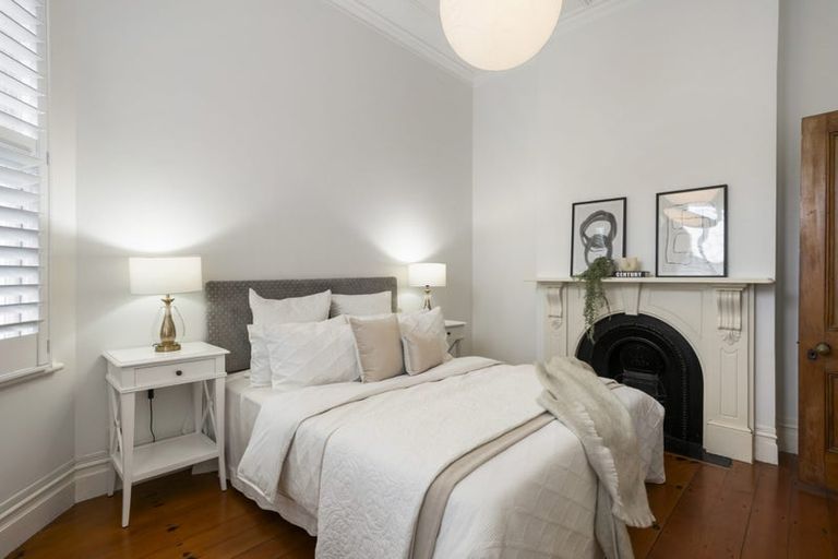 Photo of property in 12 Wynyard Road, Mount Eden, Auckland, 1024