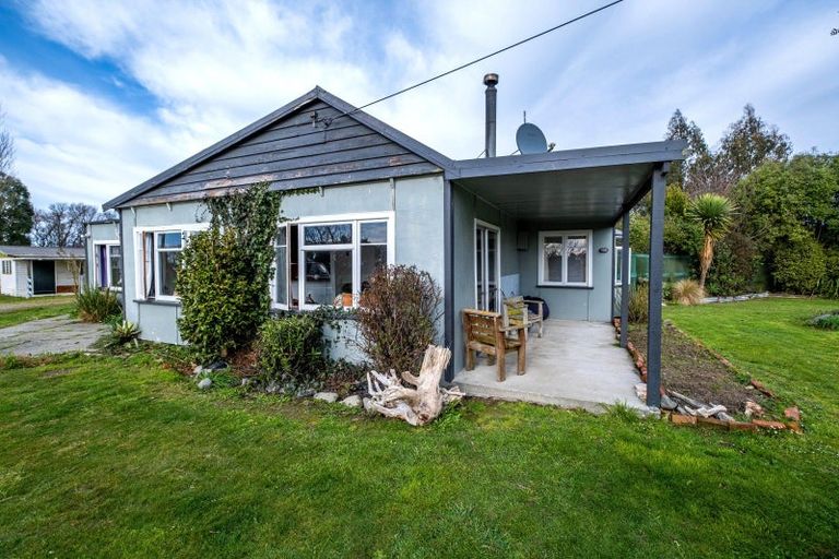 Photo of property in 561 Waimate Highway, Saint Andrews, Timaru, 7971
