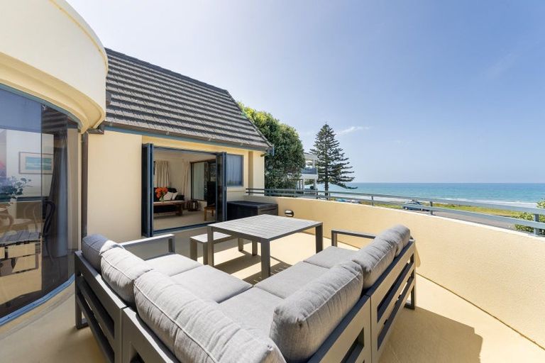 Photo of property in 190 Marine Parade, Mount Maunganui, 3116