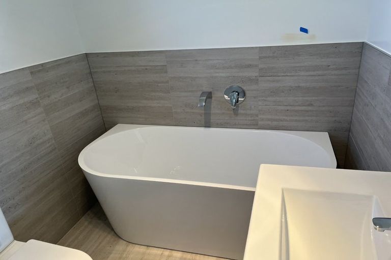 Photo of property in 10/535 Swanson Road, Ranui, Auckland, 0612