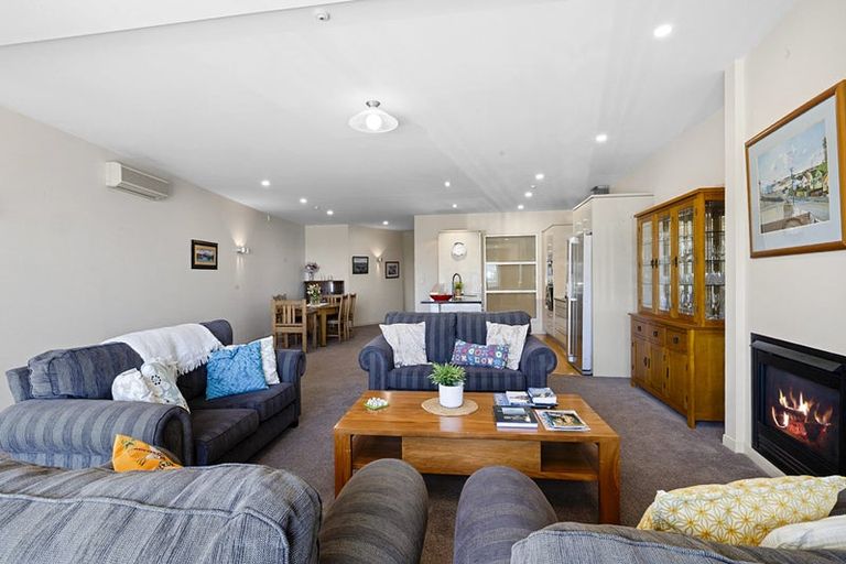 Photo of property in Quarterdeck, 6/4 Buller Street, New Plymouth, 4310