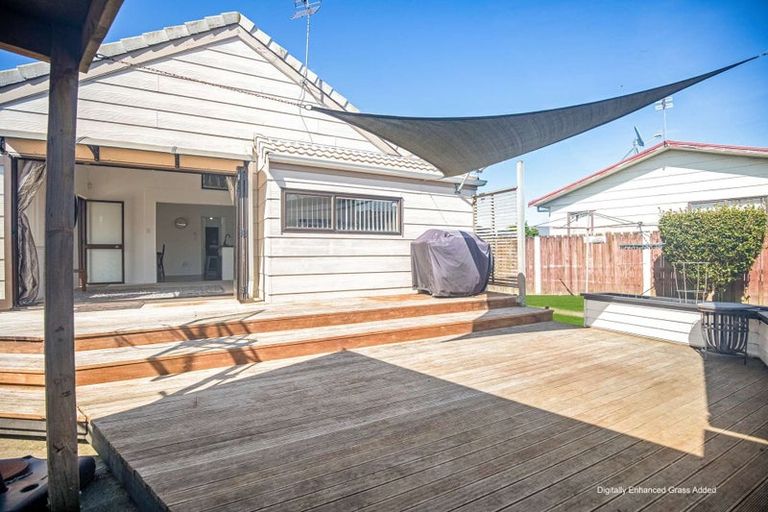 Photo of property in 10 Kentucky Crescent, Nawton, Hamilton, 3200