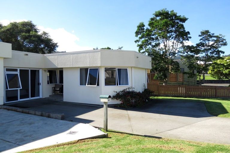 Photo of property in 90 Victoria Street, Coromandel, 3506