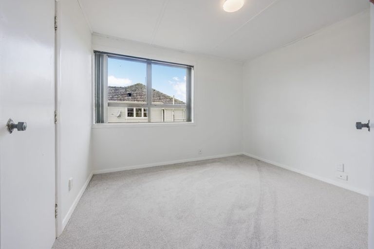 Photo of property in 70 Arawa Street, New Lynn, Auckland, 0600