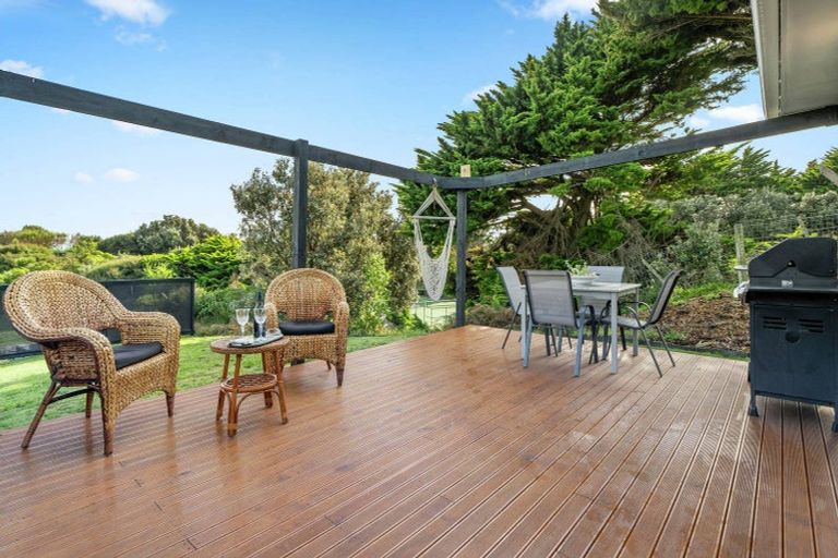 Photo of property in 276 Peka Peka Road, Peka Peka, Waikanae, 5391