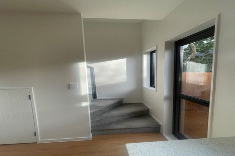 Photo of property in 4/18 Dellwood Avenue, Henderson, Auckland, 0612