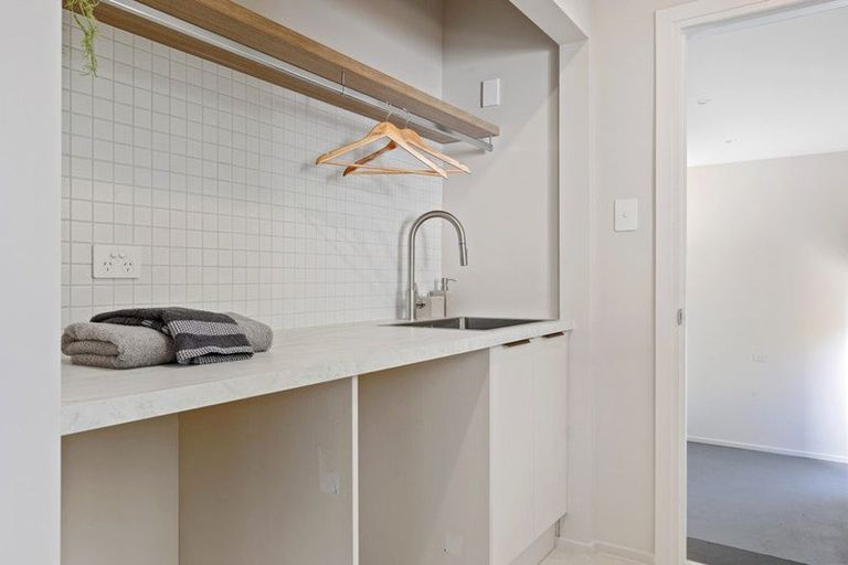 Photo of property in 28 Panorama Road, Clifton, Christchurch, 8081