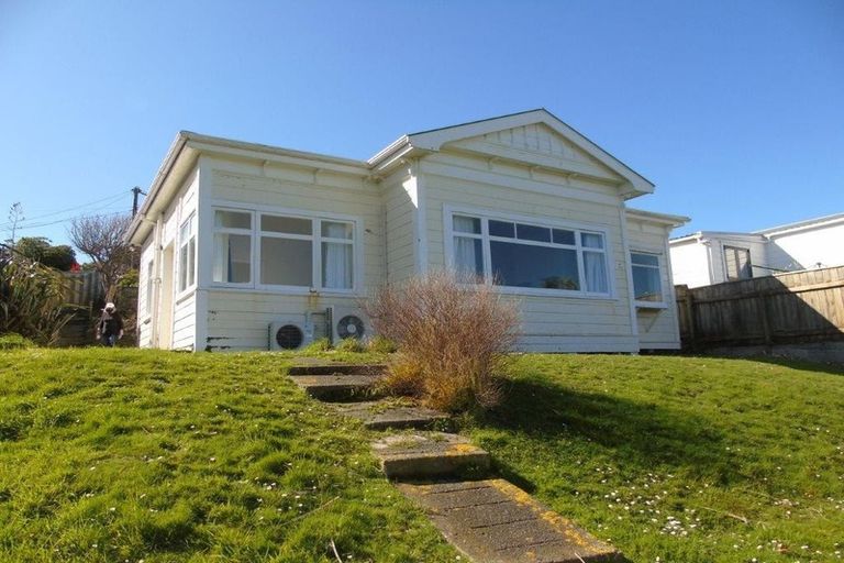 Photo of property in 9 Nevay Road, Miramar, Wellington, 6022