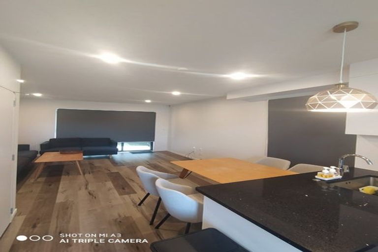 Photo of property in 2/41 Routley Drive, Glen Eden, Auckland, 0602