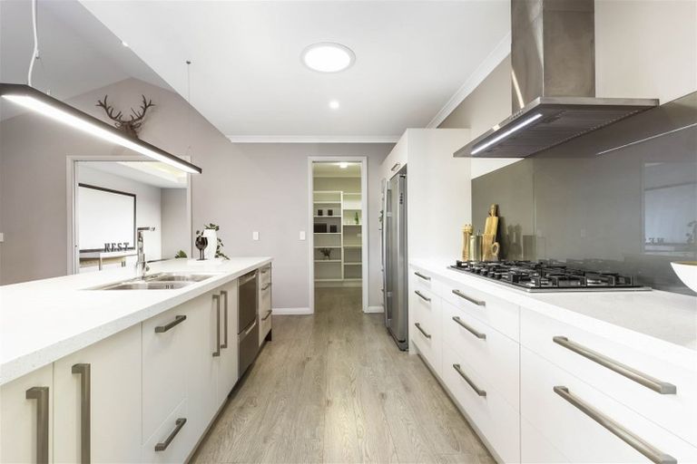 Photo of property in 8 Helenslee Court, Flagstaff, Hamilton, 3210