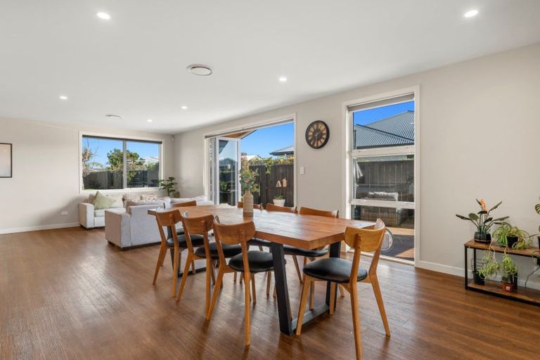 Photo of property in 28 Rotomanu Place, Pyes Pa, Tauranga, 3112