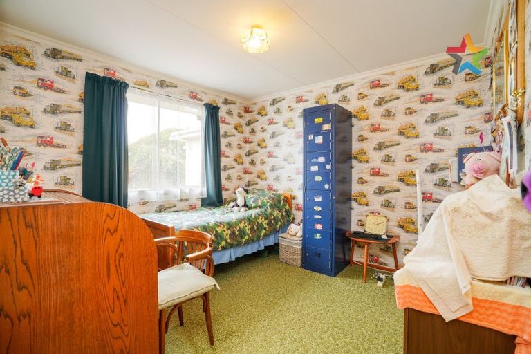 Photo of property in 49 Mauchline Street, Wallacetown, 9816