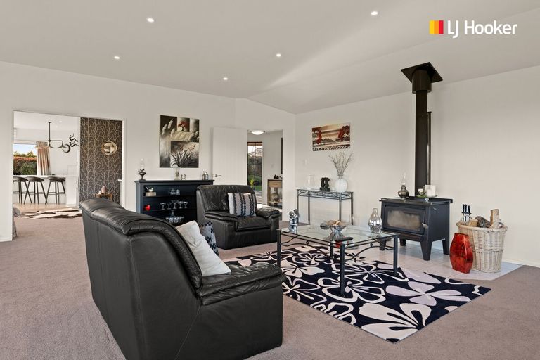 Photo of property in 17 Wavy Knowes Drive, Waldronville, Dunedin, 9018