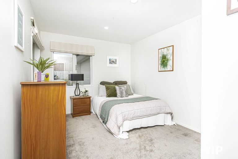 Photo of property in 239 Mark Avenue, Grenada Village, Wellington, 6037