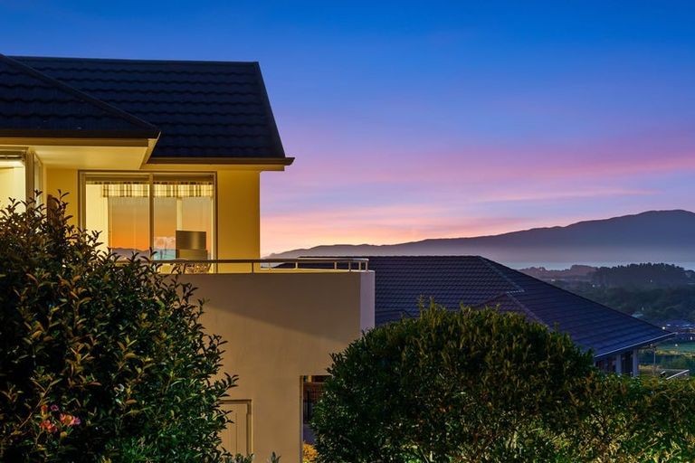 Photo of property in 3 Matata Place, Waikanae, 5036