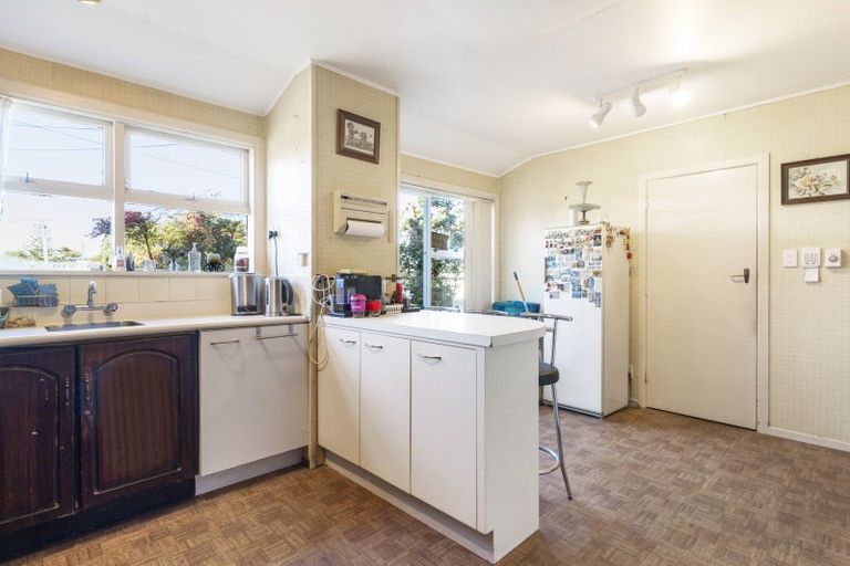 Photo of property in 32 Harapaki Road, Meadowbank, Auckland, 1072