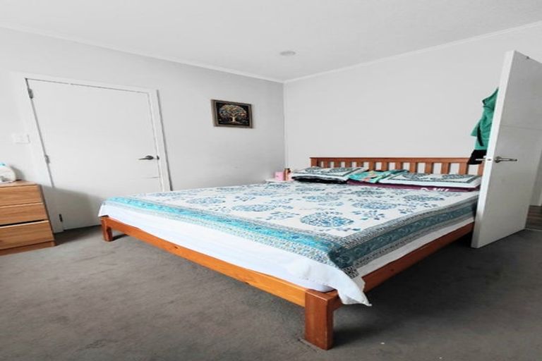 Photo of property in 86d Kelman Road, Kelston, Auckland, 0602