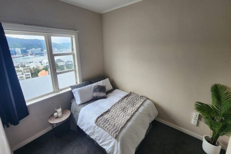 Photo of property in 9 Vogel Street, Mount Victoria, Wellington, 6011