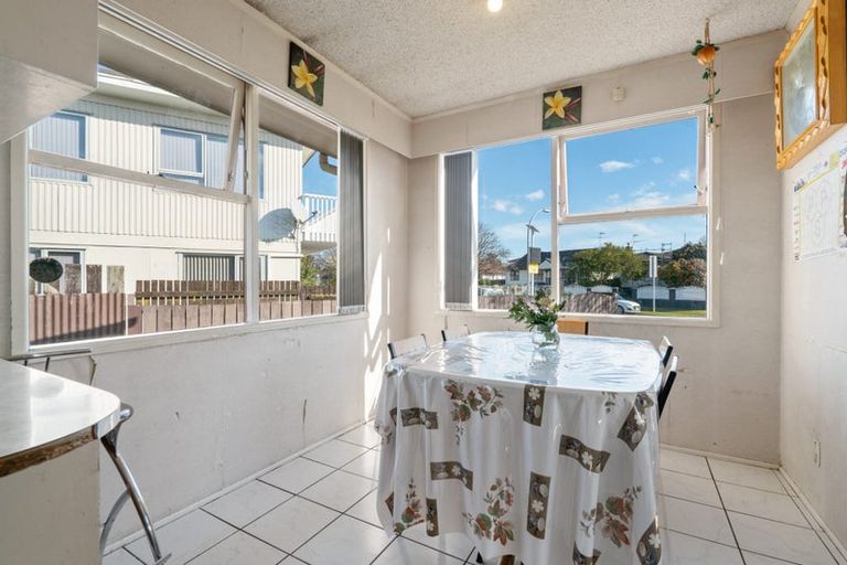 Photo of property in 42 Harania Avenue, Favona, Auckland, 2024