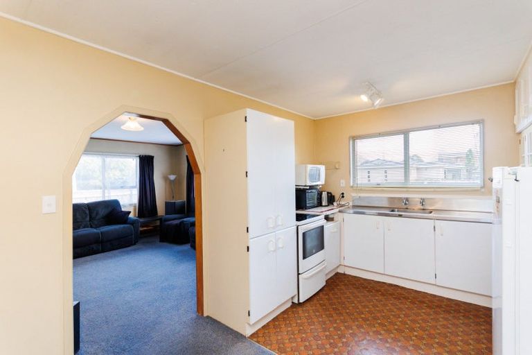 Photo of property in 34 Geraldine Crescent, Cloverlea, Palmerston North, 4412
