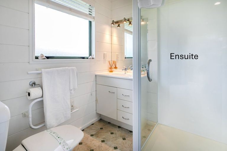 Photo of property in 381 Kapanga Road, Coromandel, 3506