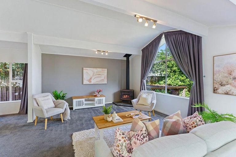 Photo of property in 103 Leinster Avenue, Raumati South, Paraparaumu, 5032