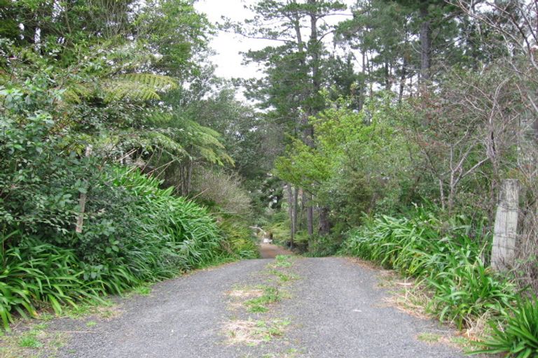 Photo of property in 50 Grange Road, Hahei, Whitianga, 3591