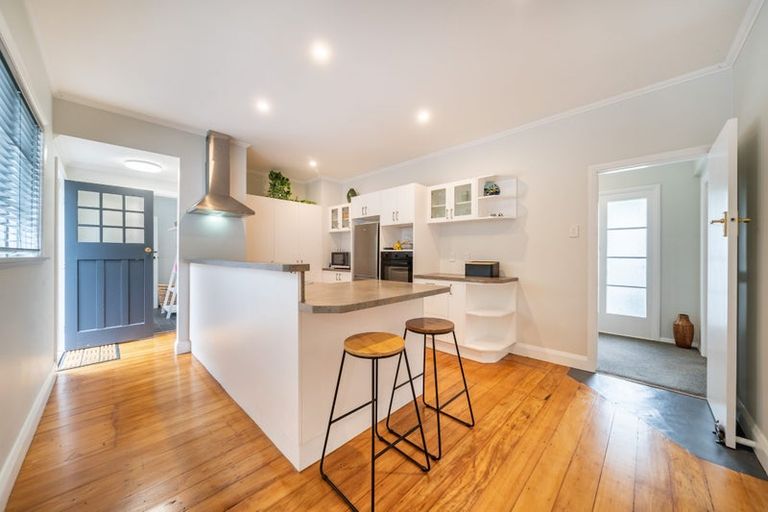 Photo of property in 24 Golders Road, Elderslea, Upper Hutt, 5018