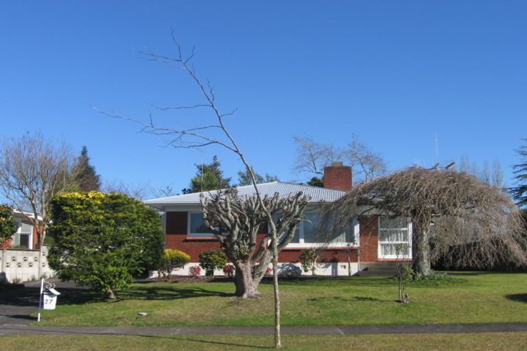 Photo of property in 27 Hooker Avenue, Chedworth, Hamilton, 3210