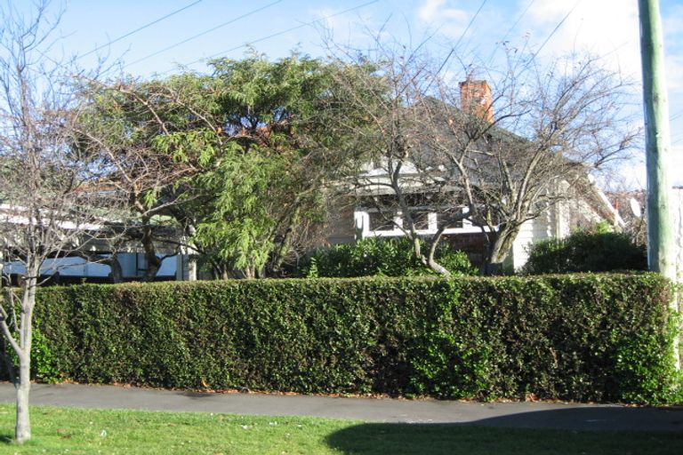 Photo of property in 18 West Avenue, Saint Clair, Dunedin, 9012