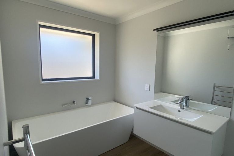 Photo of property in 211b Waikawa Road, Waikawa, Picton, 7220