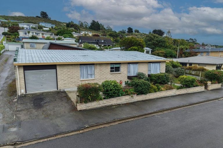 Photo of property in 6 Clyde Street, Oamaru North, Oamaru, 9400