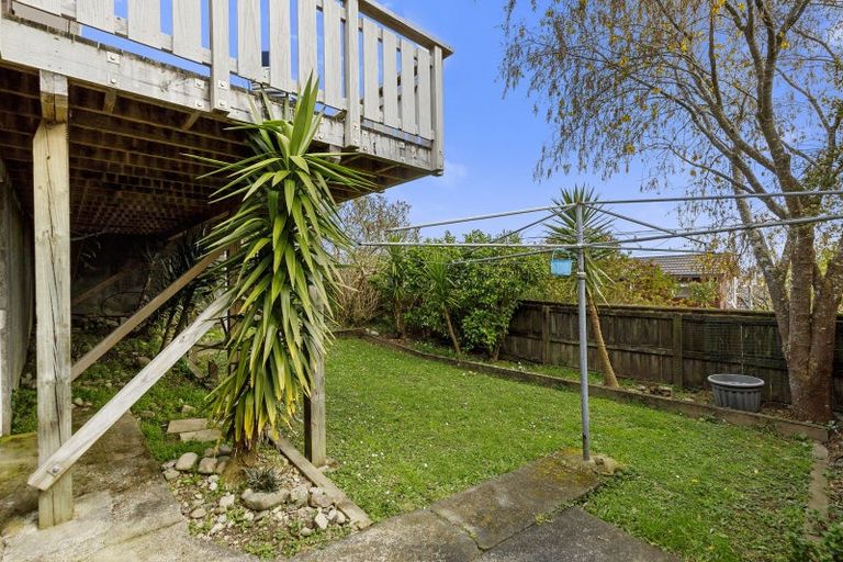 Photo of property in 1/21 Roband Crescent, Brown Owl, Upper Hutt, 5018
