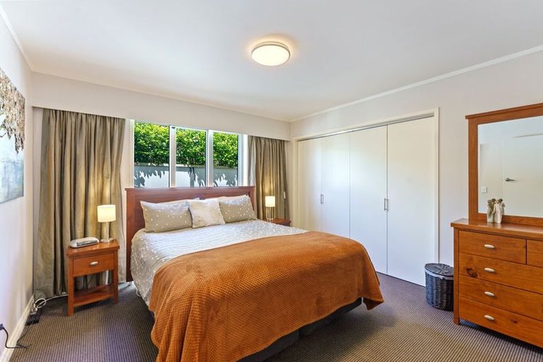 Photo of property in 11 Rawene Street, Waikanae, 5036