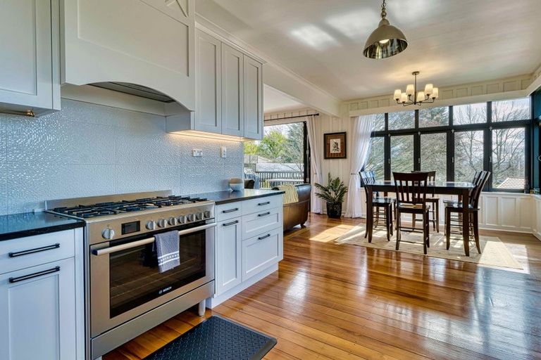 Photo of property in 14 Simla Avenue, Havelock North, 4130