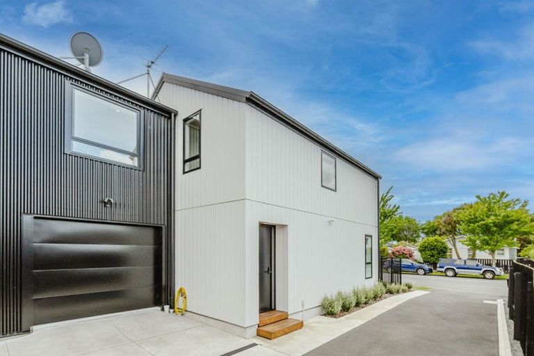 Photo of property in 211a Springfield Road, St Albans, Christchurch, 8014