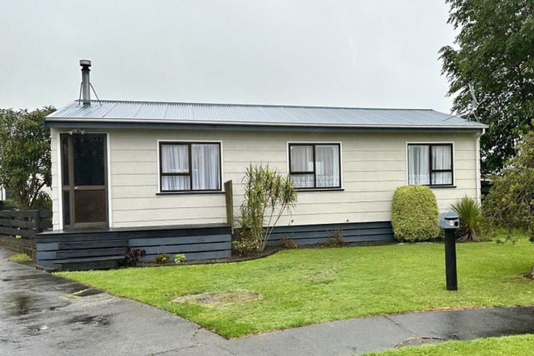 Photo of property in 4 Kirkcaldie Grove, Levin, 5510