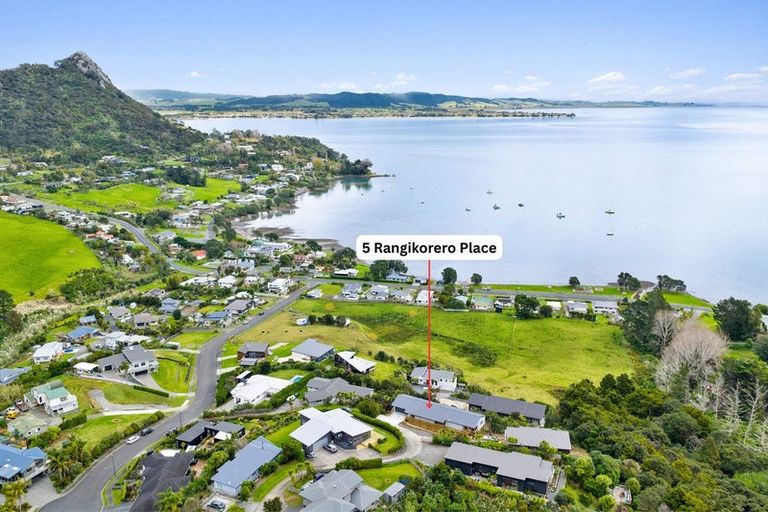 Photo of property in 5 Rangikorero Place, Whangarei Heads, 0174