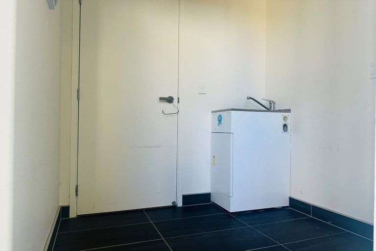 Photo of property in 10 Bellbird Street, Papakura, 2110