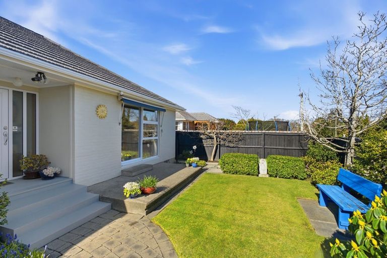 Photo of property in 1/30 Tintern Avenue, Avonhead, Christchurch, 8042