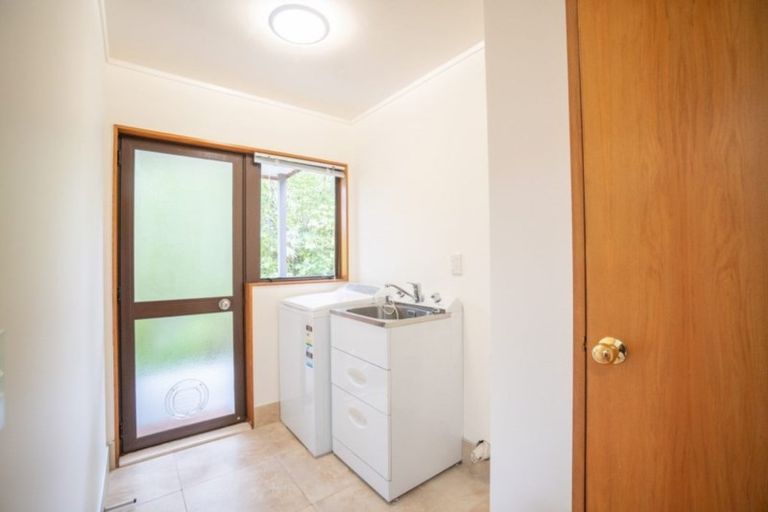 Photo of property in 126 Atawhai Road, Fitzherbert, Palmerston North, 4410