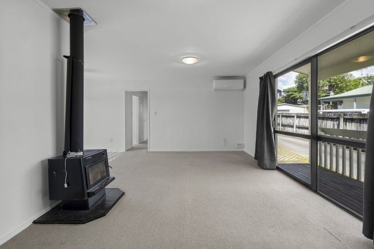 Photo of property in 3a Judena Place, Pukete, Hamilton, 3200